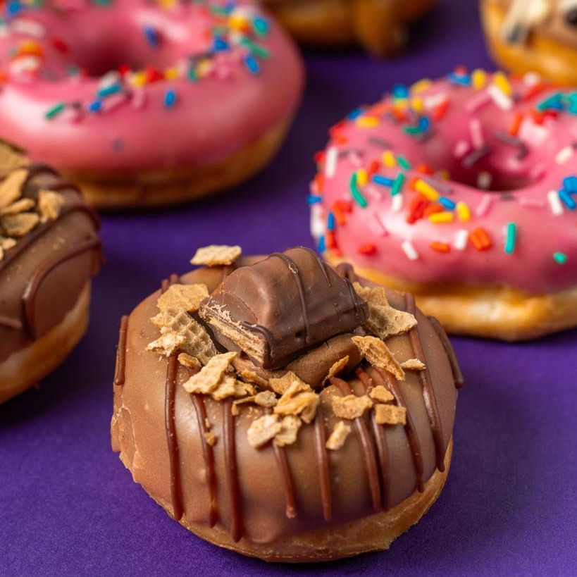 "Wonka's Favourites" mini donut gift box