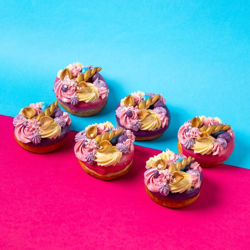 "Unicorn Special" donut gift box (vegan)
